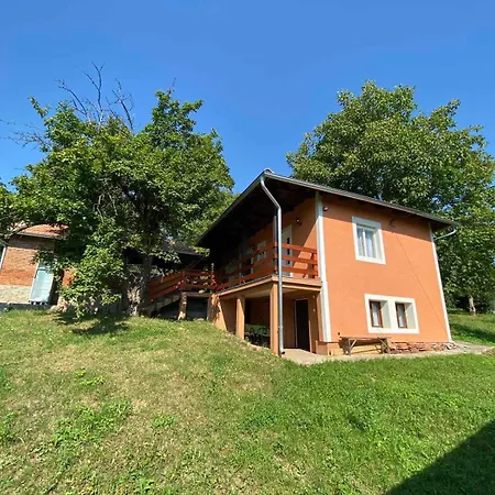 Vikendica Bellini 3 *