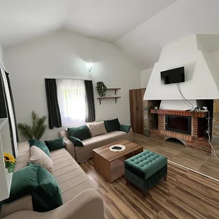 Vikendica Bellini 3 소코 반자