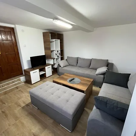 펜션 Vikendica Bellini 3 소코 반자