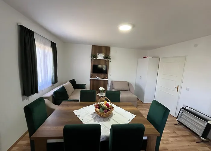 Vikendica Bellini 3 度假居 索科矿泉村